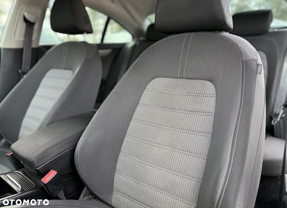 Volkswagen Passat CC 1.8 TSI - 15