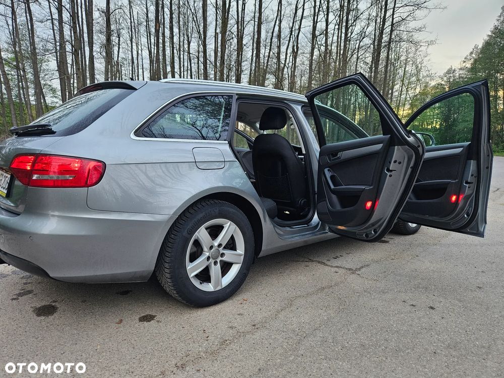 Audi A4 Avant 2.0 TDI DPF Ambition - 27