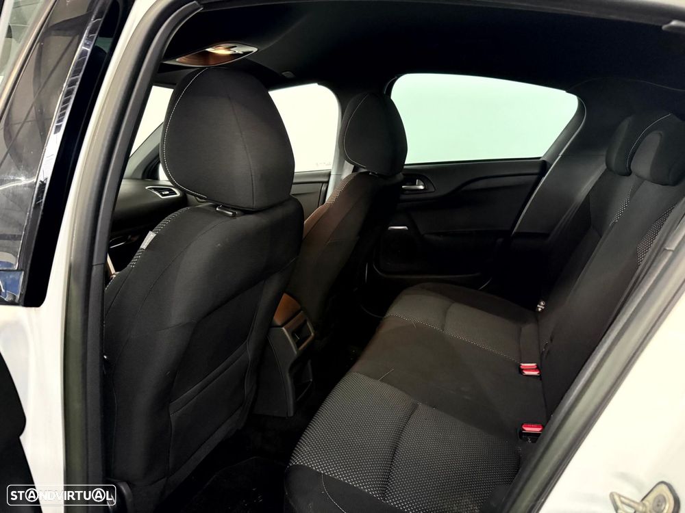 Citroën DS4 1.6 HDi Chic - 15