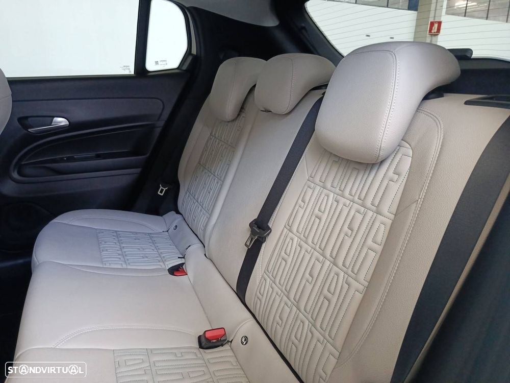 Fiat 600 1.2 Hybrid La Prima - 10
