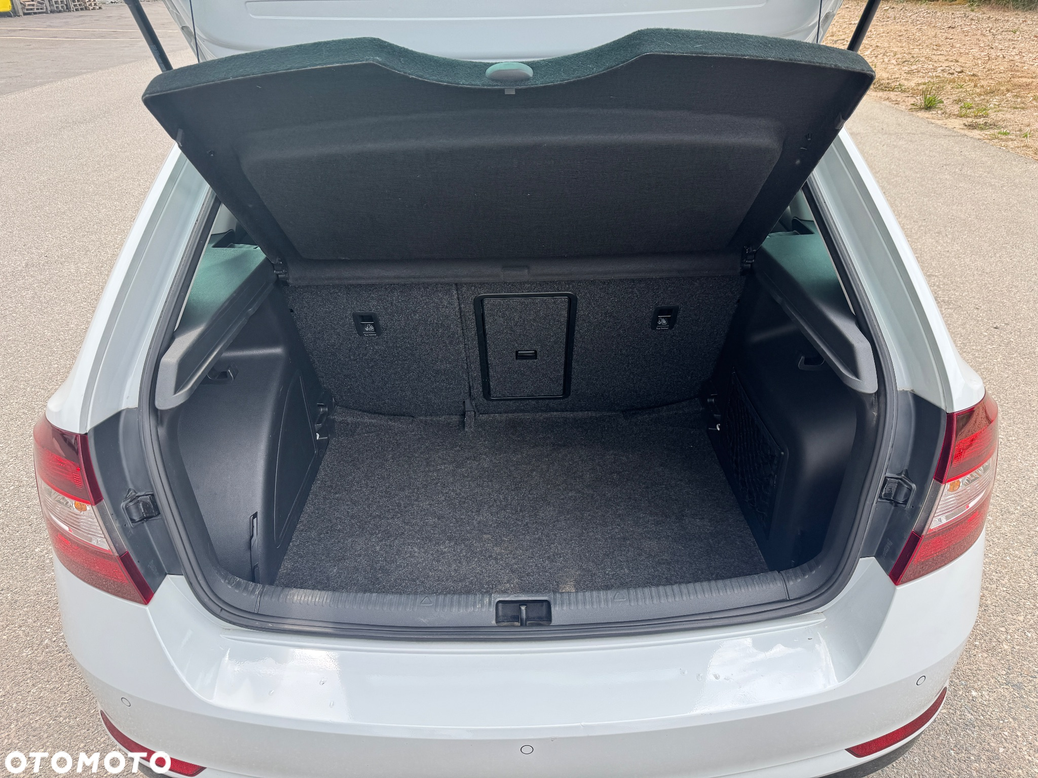 Skoda RAPID Spb 1.2 TSI Monte Carlo - 15