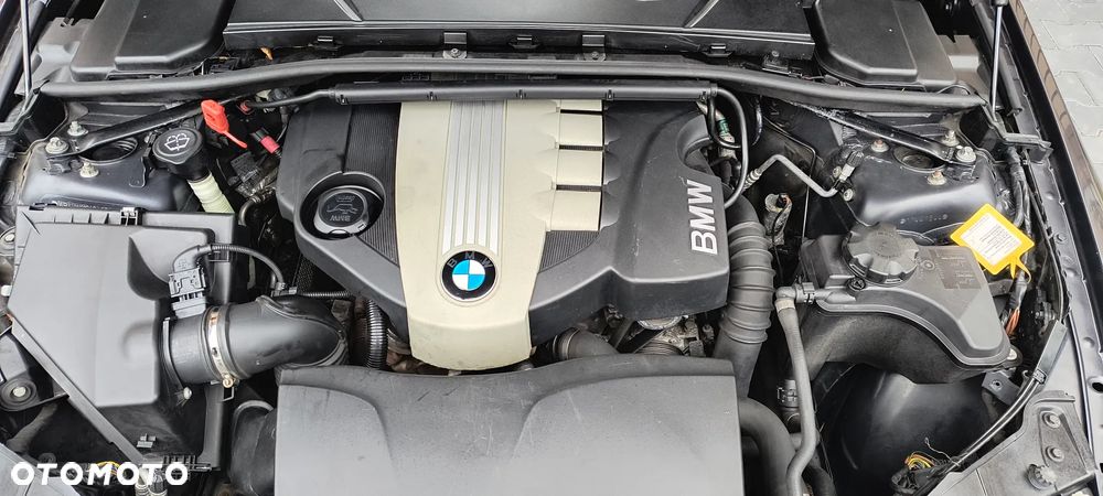 BMW Seria 3 318d DPF - 19