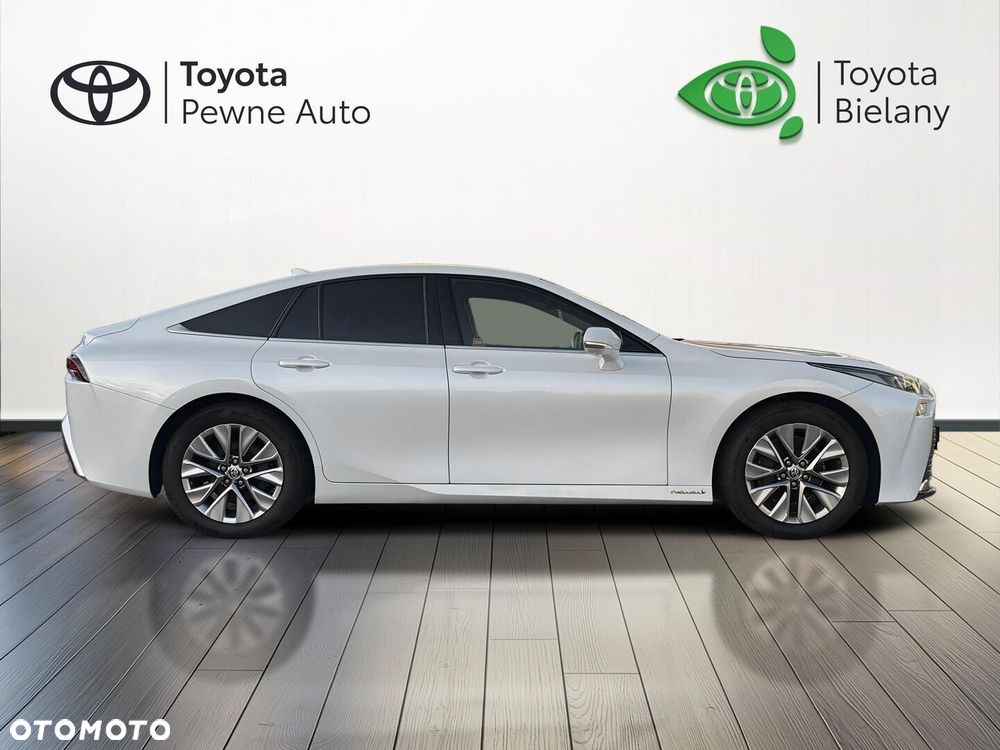 Toyota Mirai - 7