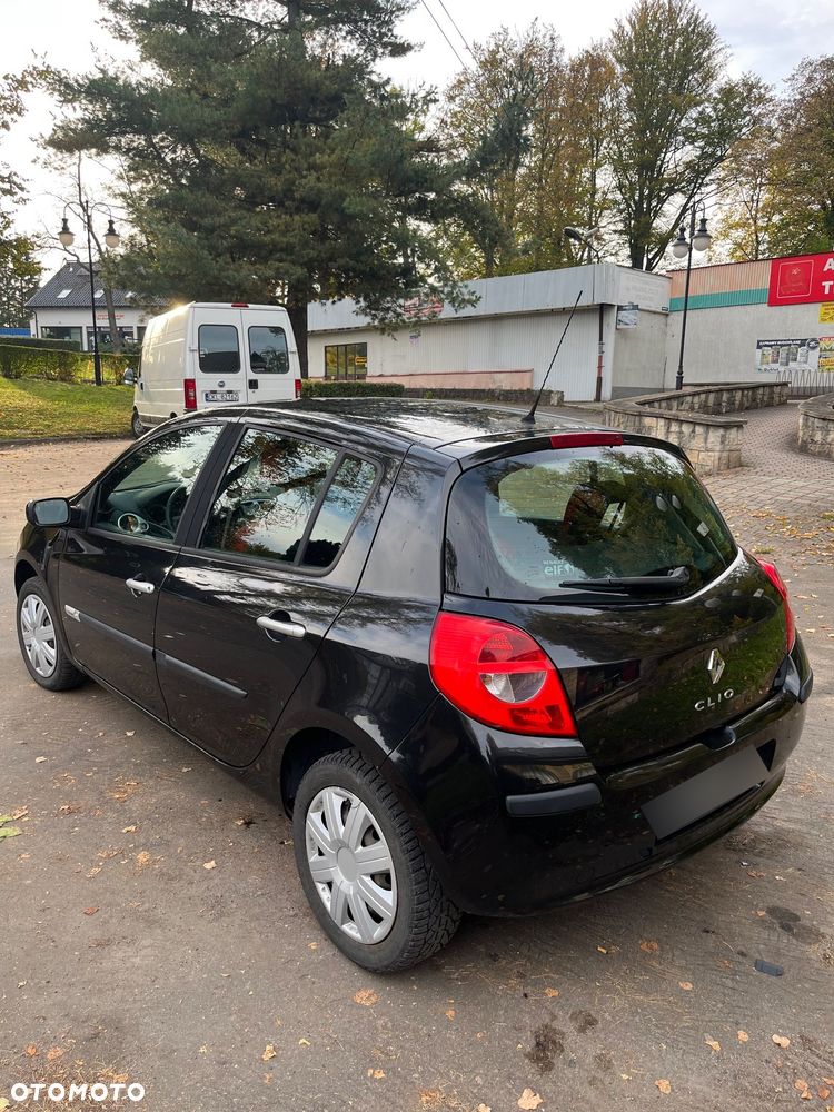 Renault Clio - 3