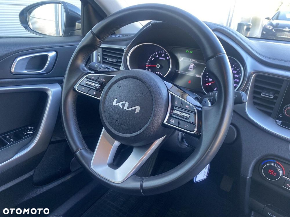 Kia XCeed - 27
