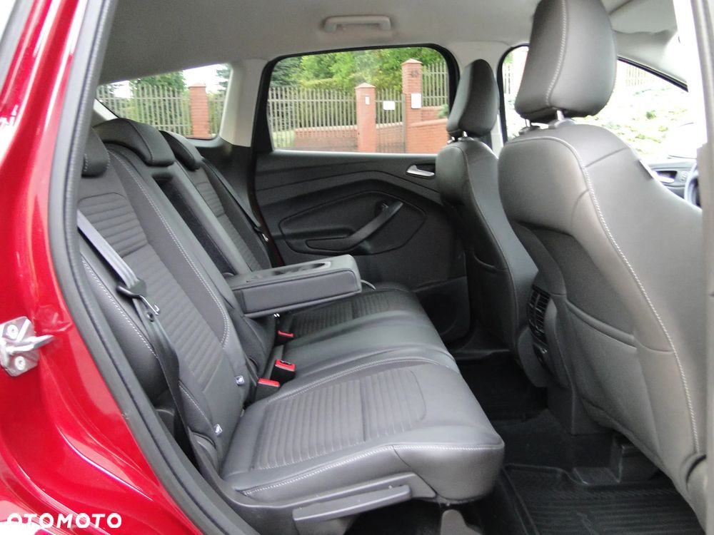 Ford Kuga 1.5 EcoBoost FWD Titanium - 29