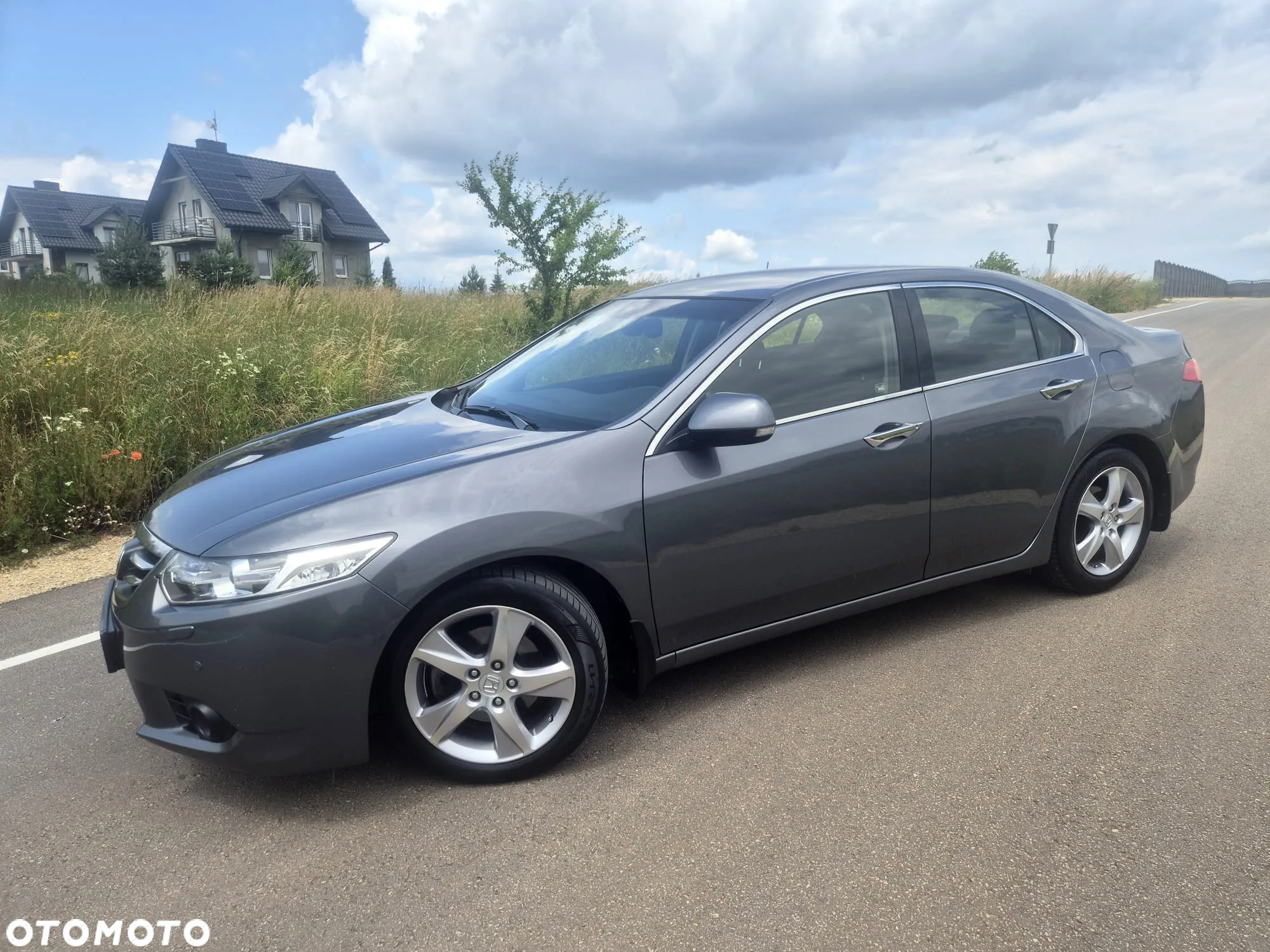 Honda Accord 2.0 Executive - 8