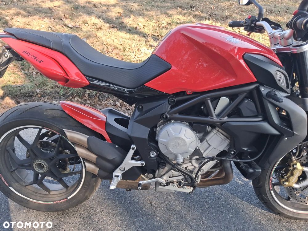 MV AGUSTA Brutale - 3