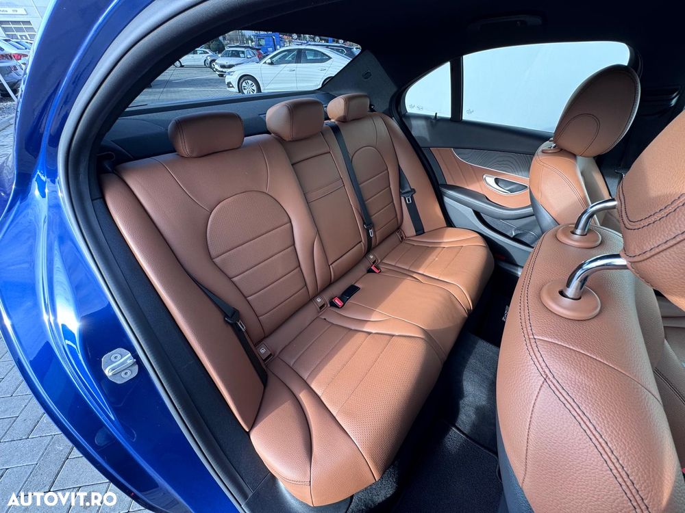 Mercedes-Benz C 220 d 4MATIC Aut - 17
