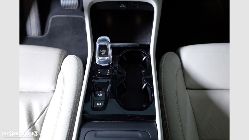 Volvo XC 40 — fotografia 19