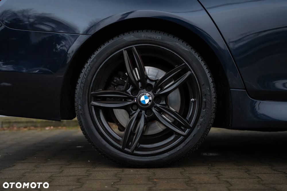 BMW Seria 5 530d xDrive Sport-Aut Luxury Line - 15