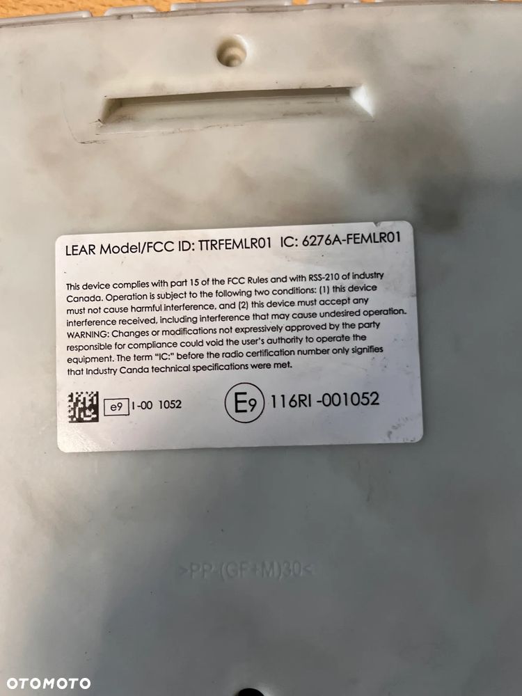 SKRZYNKA BEZPIECZNIKÓW MODUŁ FEM BMW F20 9366412 - 3
