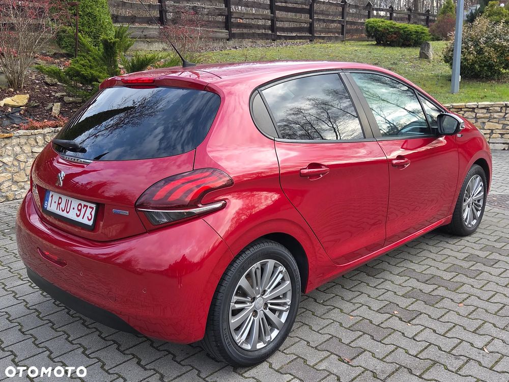 Peugeot 208 1.2 PureTech Style - 11