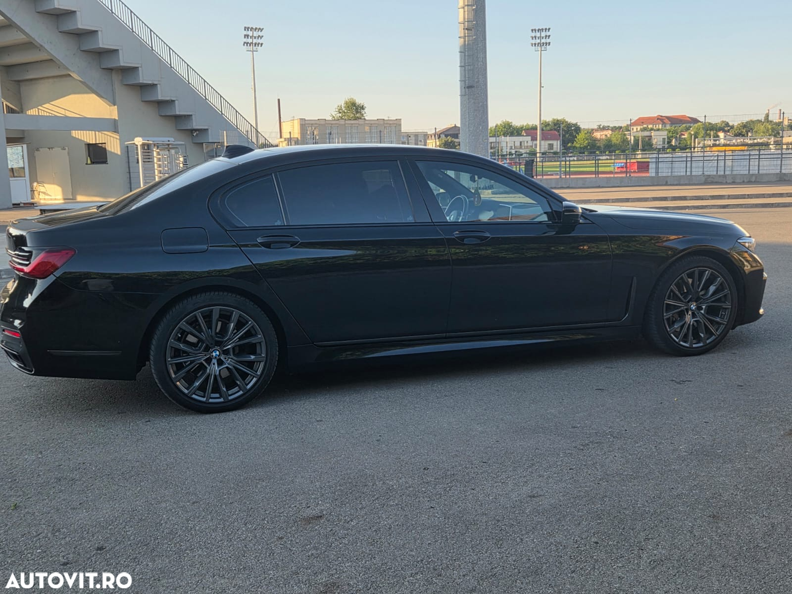 BMW Seria 7 745Le AT PHEV - 3