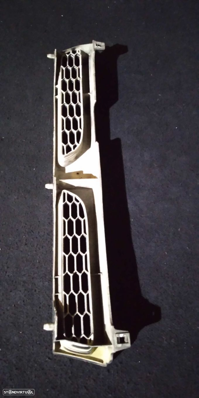 Grelha Frontal Nissan Sunny Iii (N14) - 3