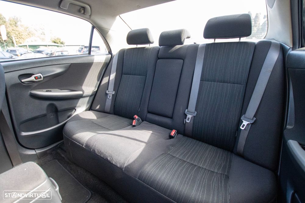 Toyota Corolla 1.4 D-4D - 9