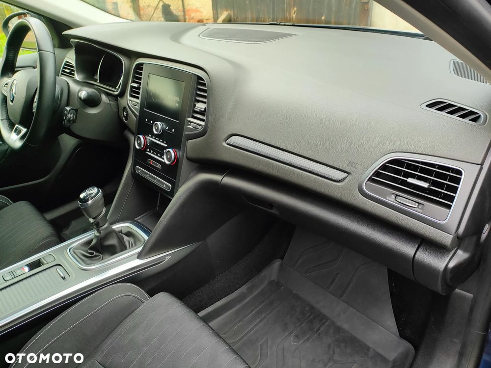 Renault Megane TCe 140 GPF LIMITED - 14