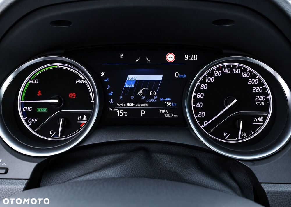 Toyota Camry 2.5 Hybrid Comfort CVT - 25