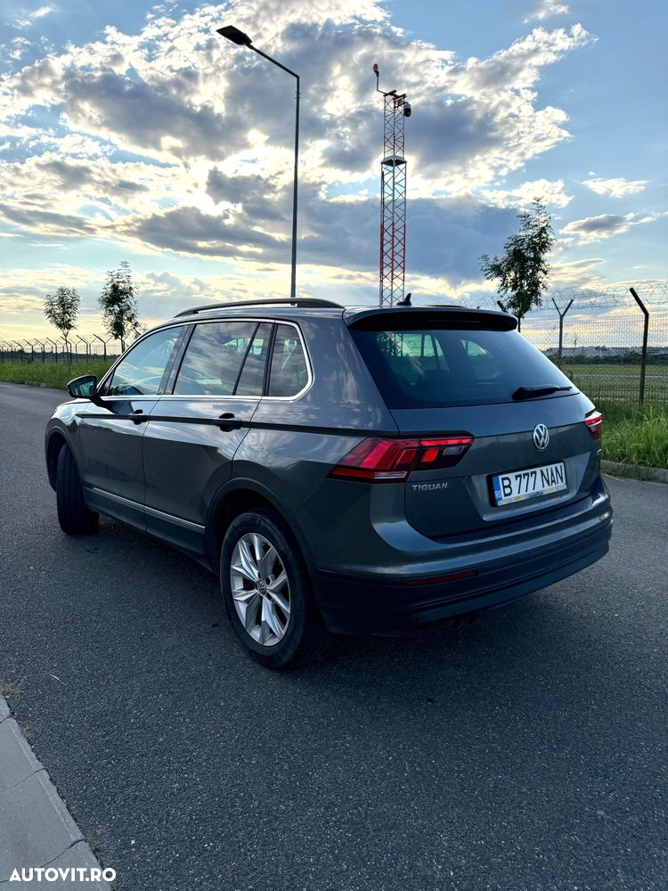 Volkswagen Tiguan 2.0 TDI 4Mot DSG Comfortline - 6
