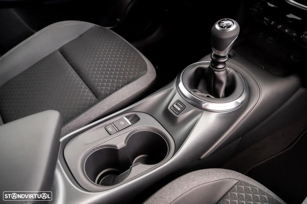 Nissan Juke 1.0 DIG-T N-Connecta Two Tone - 28