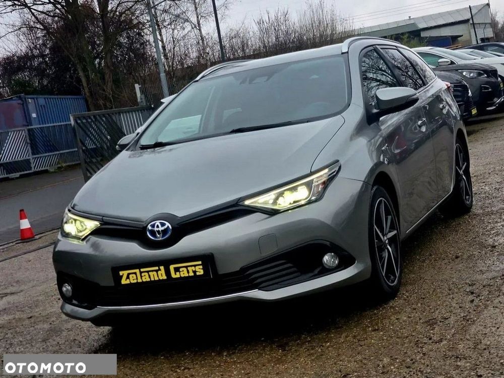 Toyota Auris 1.8 HSD Prestige - 2