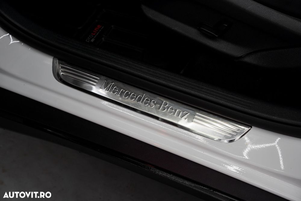 Mercedes-Benz GLC 300 4MATIC MHEV - 30