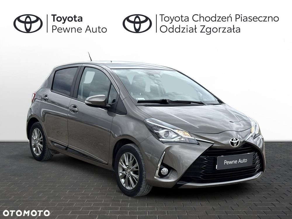 Toyota Yaris 1.5 Premium CVT - 8