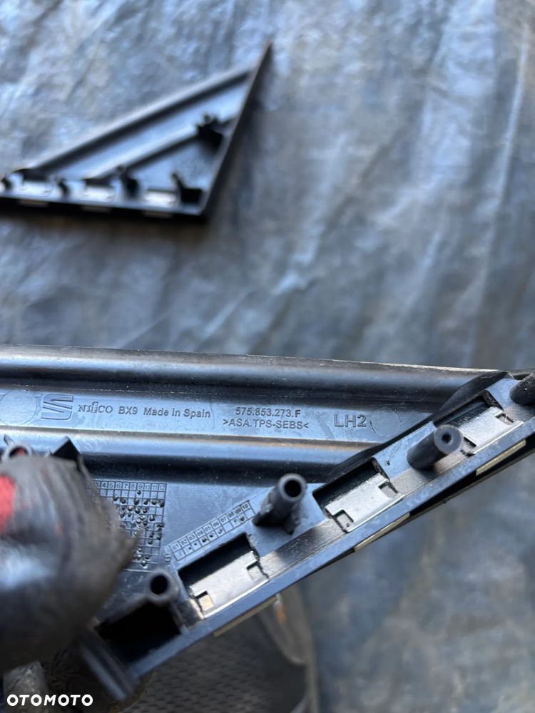Seat Ateca listwa nakładka osłona trójkąt  błotnika prawy lewy 575853273F 575853274F - 3