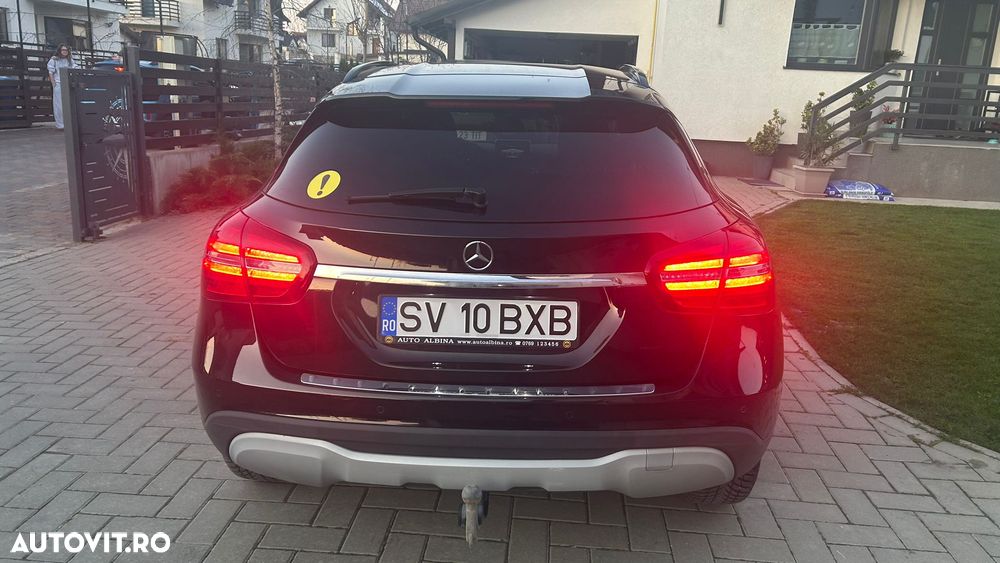 Mercedes-Benz GLA - 3