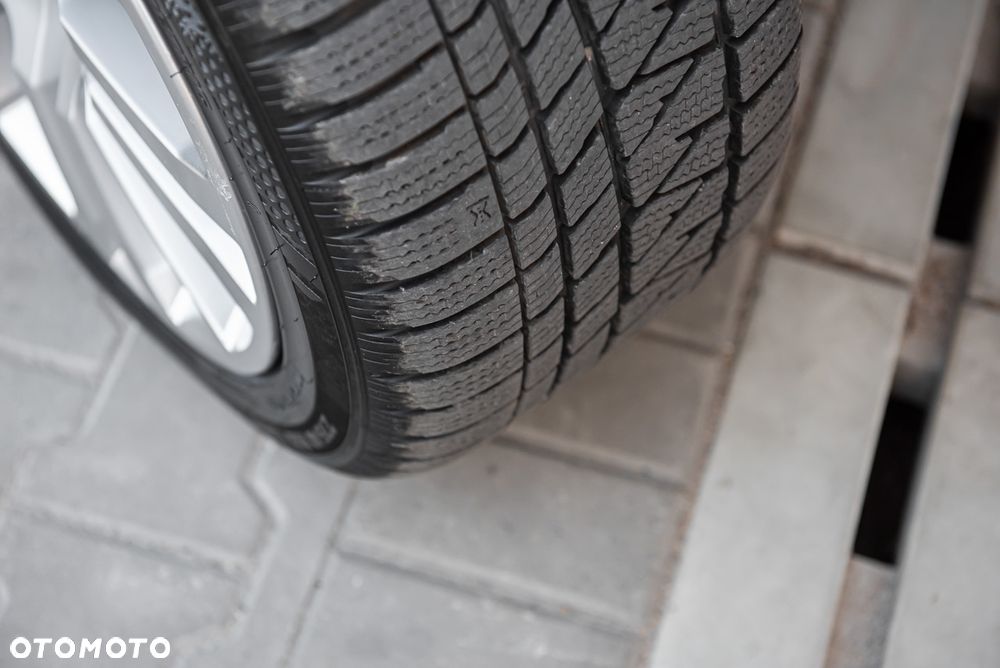 Land Rover Range Rover Sport TDV6 HSE - 34