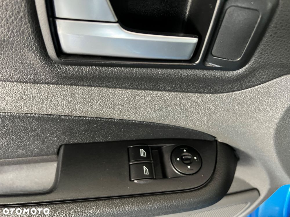 Ford Focus 1.6 TDCi DPF Ambiente - 19