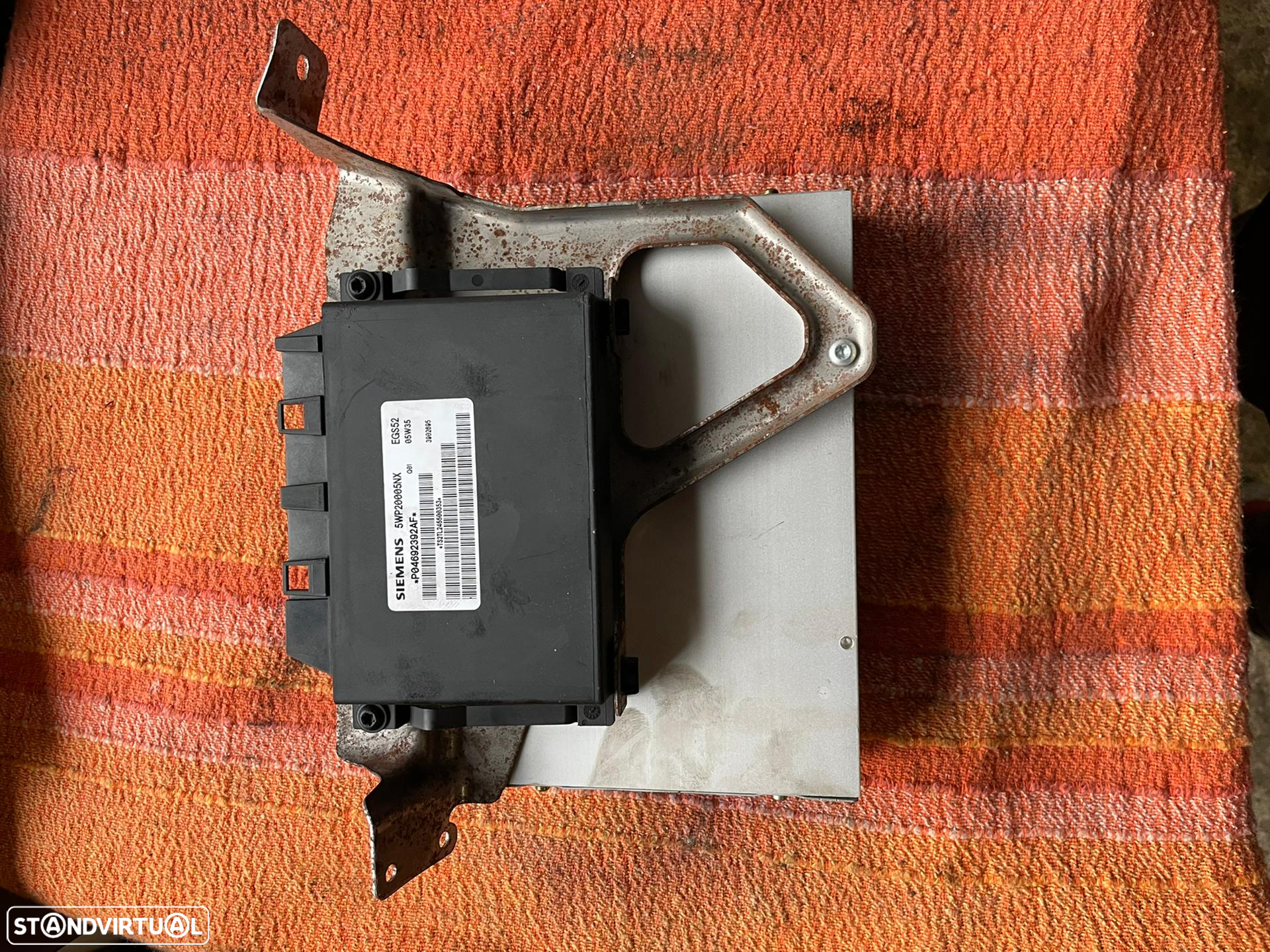 Amplificador Chrysler 300C - 4