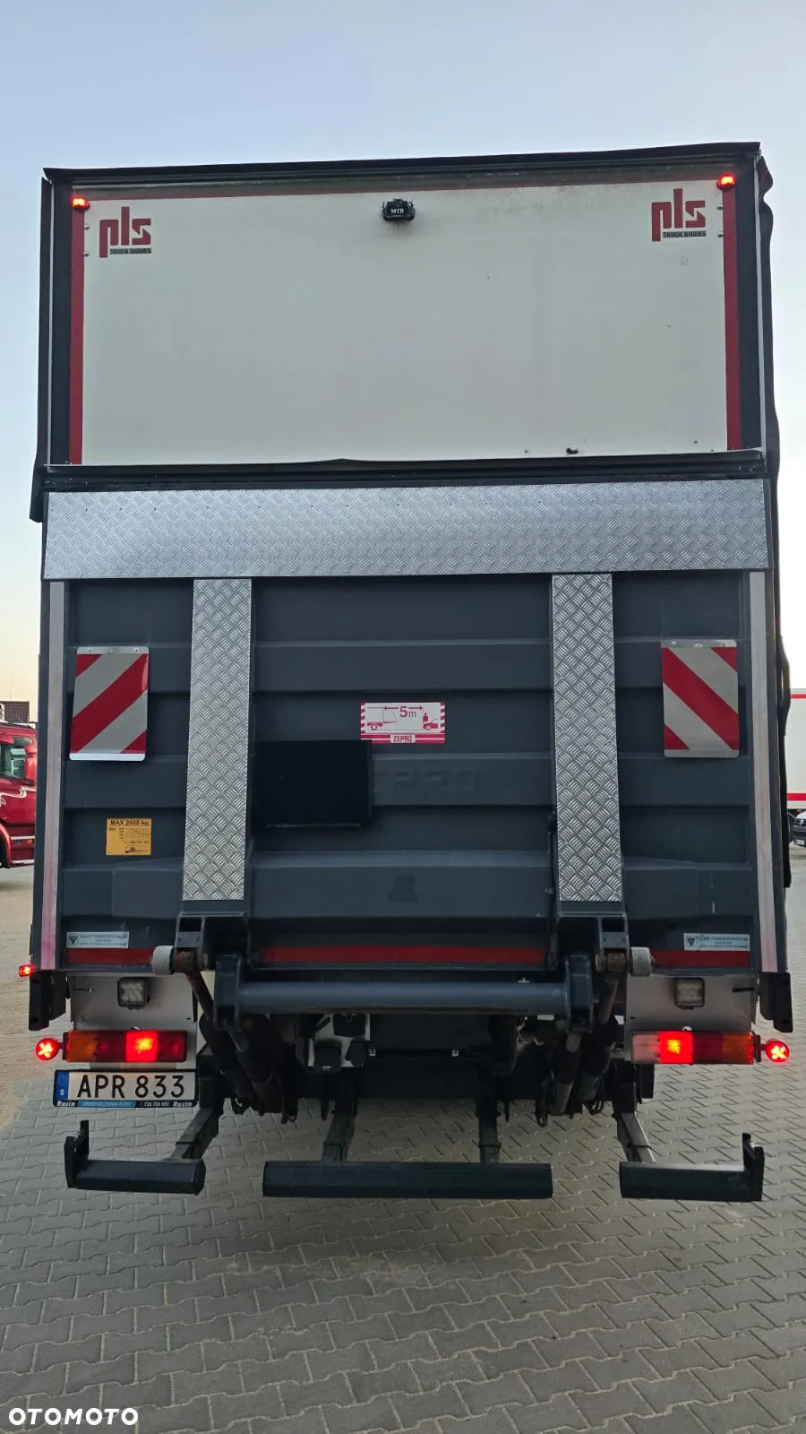 Mercedes-Benz Actros 2541 6x2 kontener izoterma niski przebieg super stan laweta rama do zabudowy - 16