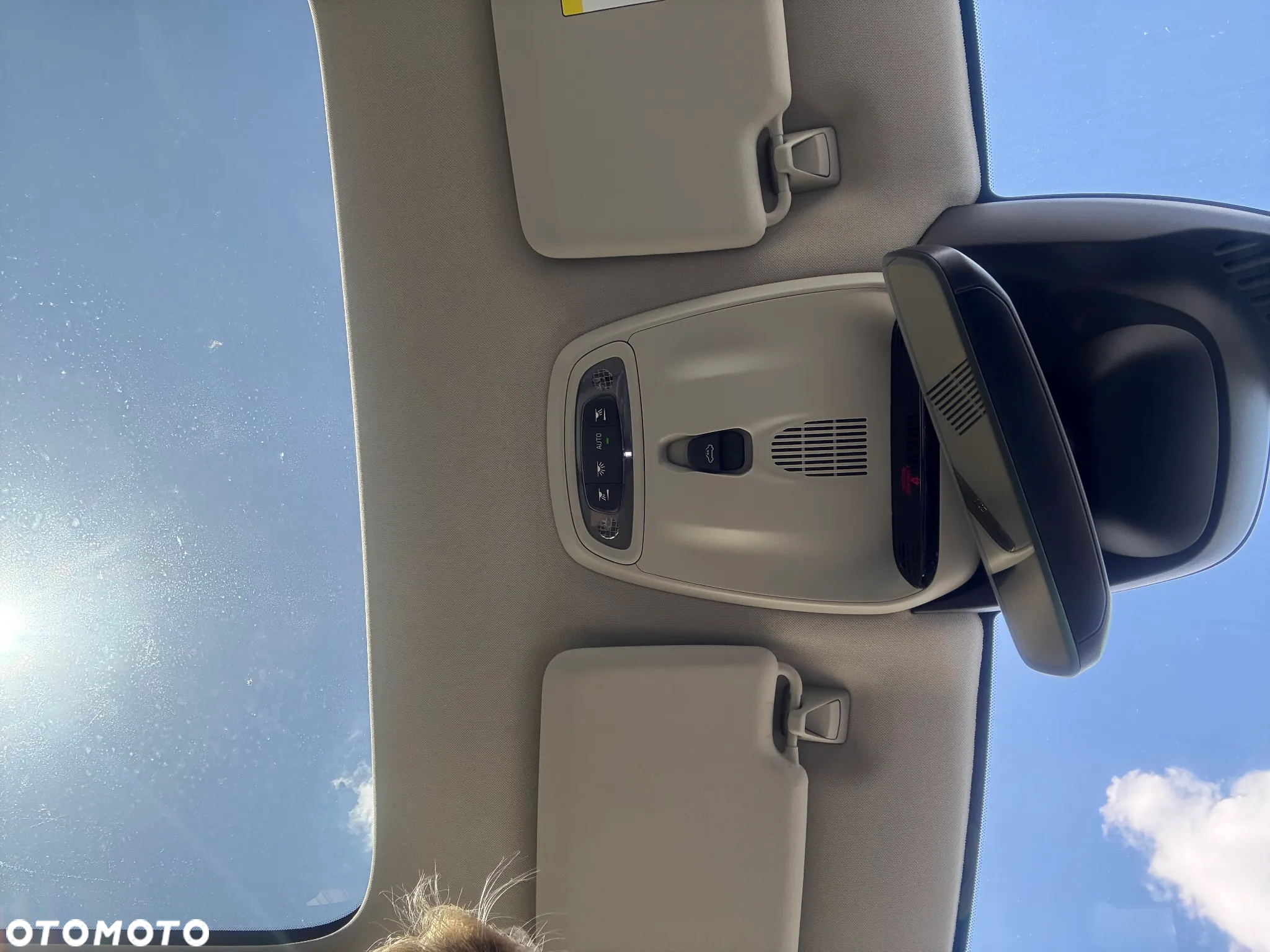 Volvo V40 D2 Drive-E Momentum - 9