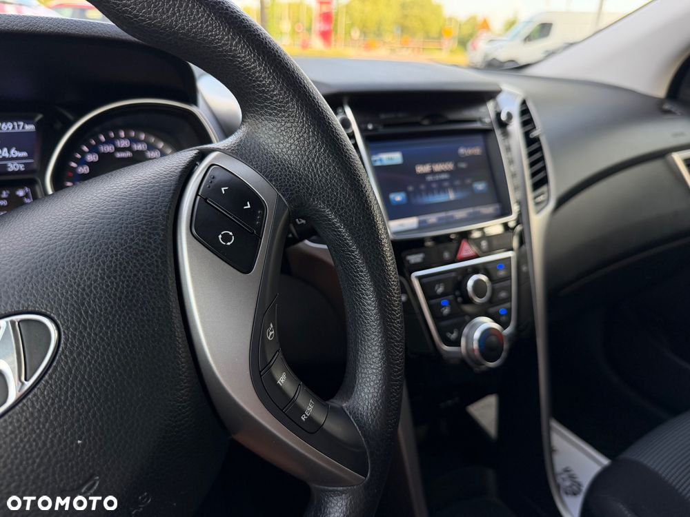 Hyundai i30 1.4 Fifa World Cup Edition - 19