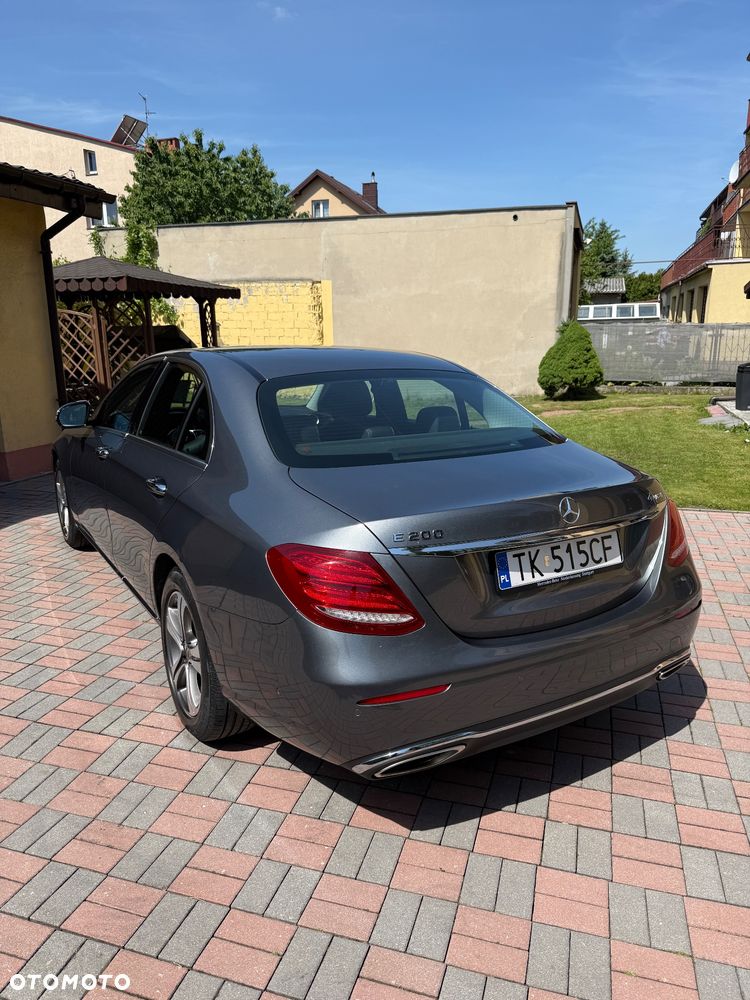 Mercedes-Benz Klasa E 200 4-Matic 9G-TRONIC - 5