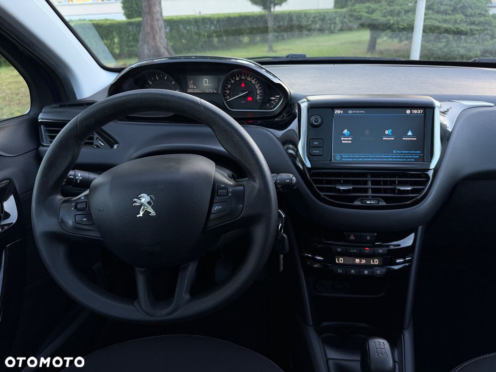 Peugeot 208 PureTech 82 Urban Move - 39