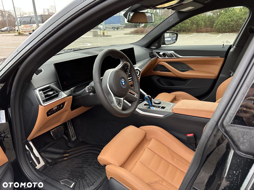 BMW i4 - 10