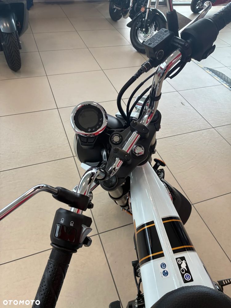 Honda ST - 6