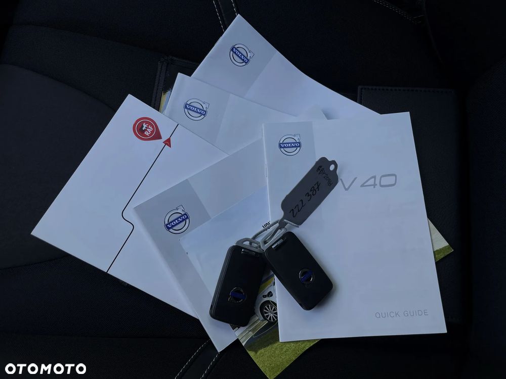 Volvo V40 D3 Geartronic Summum - 35