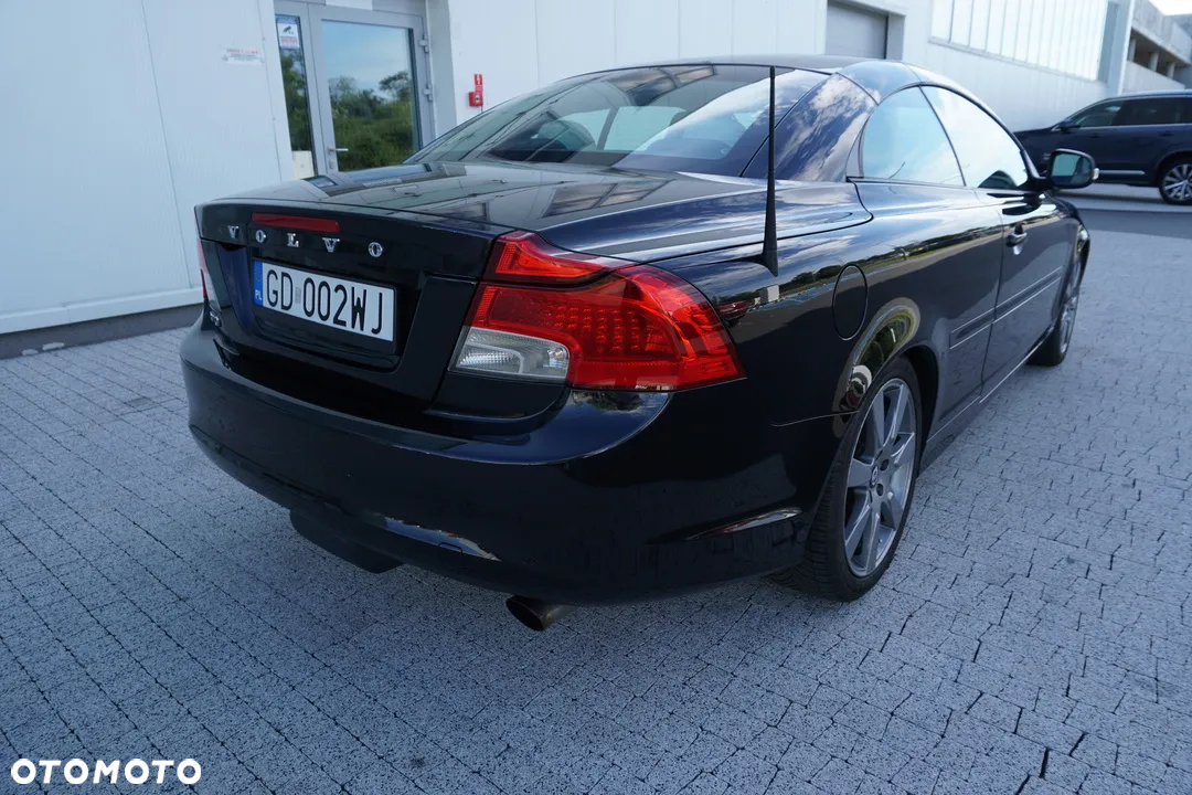 Volvo C70 D3 Summum - 24