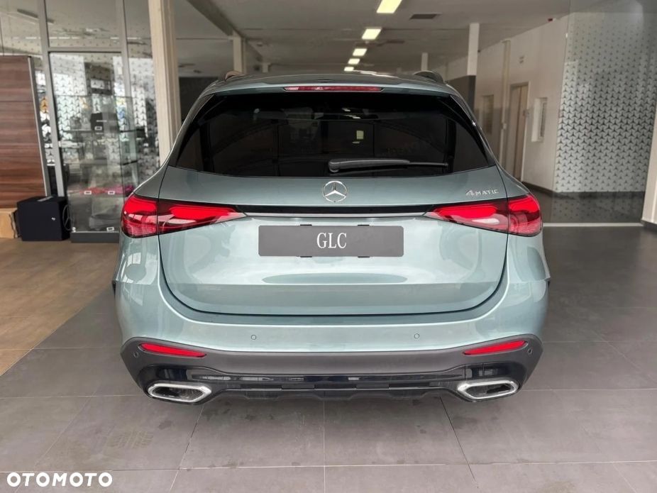 Mercedes-Benz GLC - 2