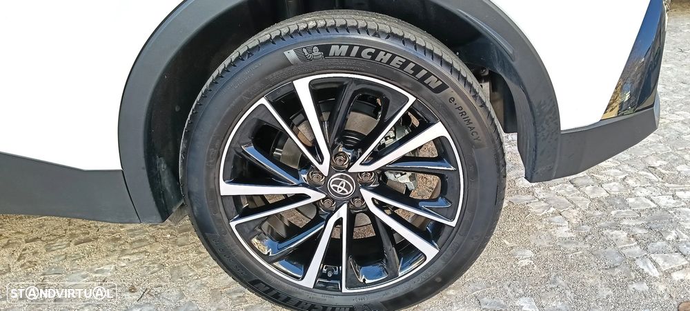 Toyota C-HR 2.0 Hybrid Square Collection - 14