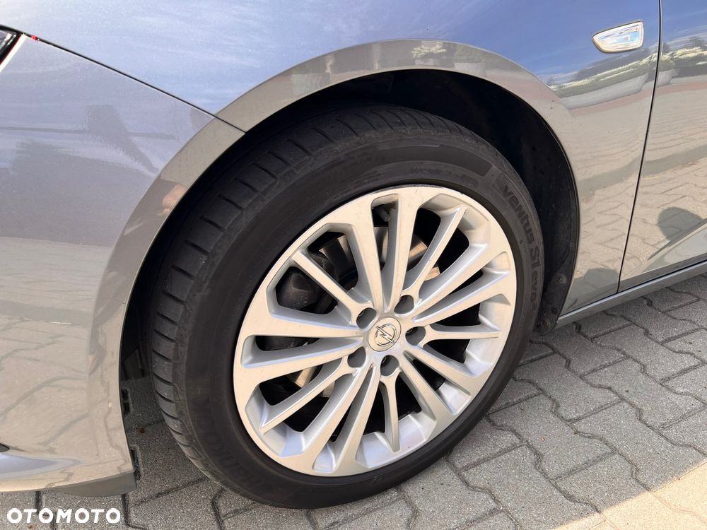 Opel Insignia 2.0 CDTI Elite S&S - 10