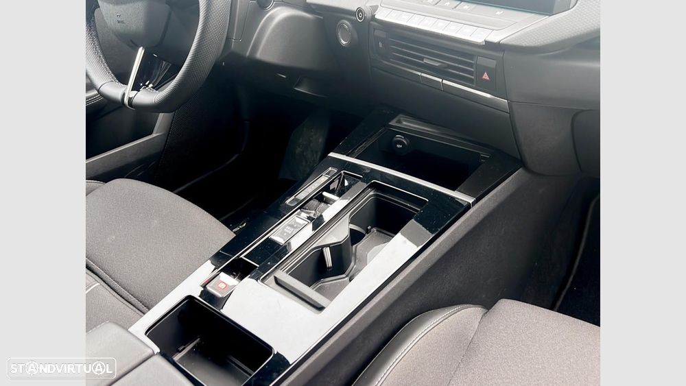 Opel Astra Sports Tourer - 22