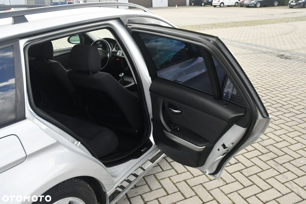 BMW Seria 3 - 19