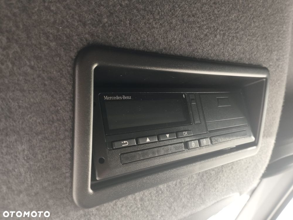 Mercedes-Benz Sprinter 319 Extra Long - 12