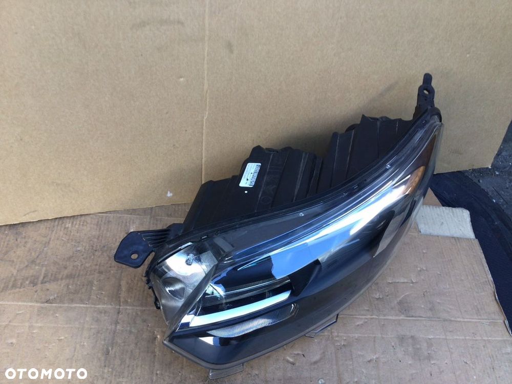 Lampa przednia lewa Opel Zafira D Vivaro C expert proace jumpy xenon - 3