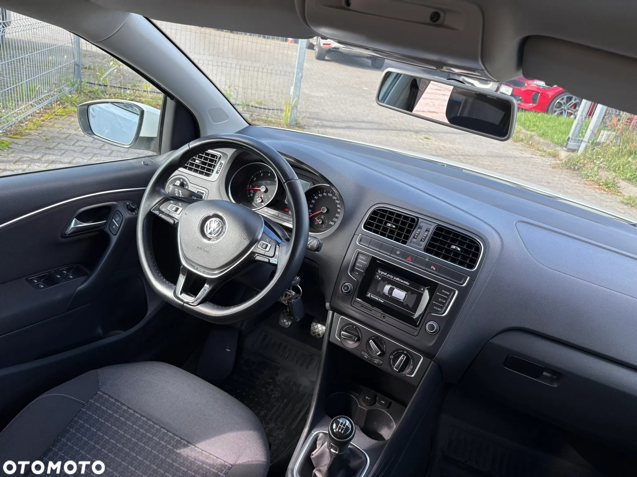 Volkswagen Polo 1.0 Comfortline - 23