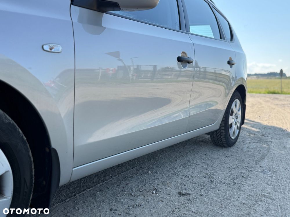 Hyundai i30 1.6 CRDi Classic - 6
